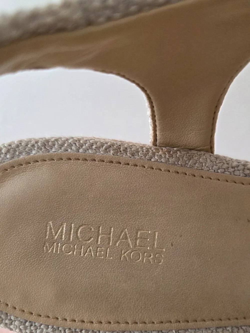 Michael Kors Berkley Canvas Espadrille Wedge Sandals Size 9.5 Tan Zip Preppy